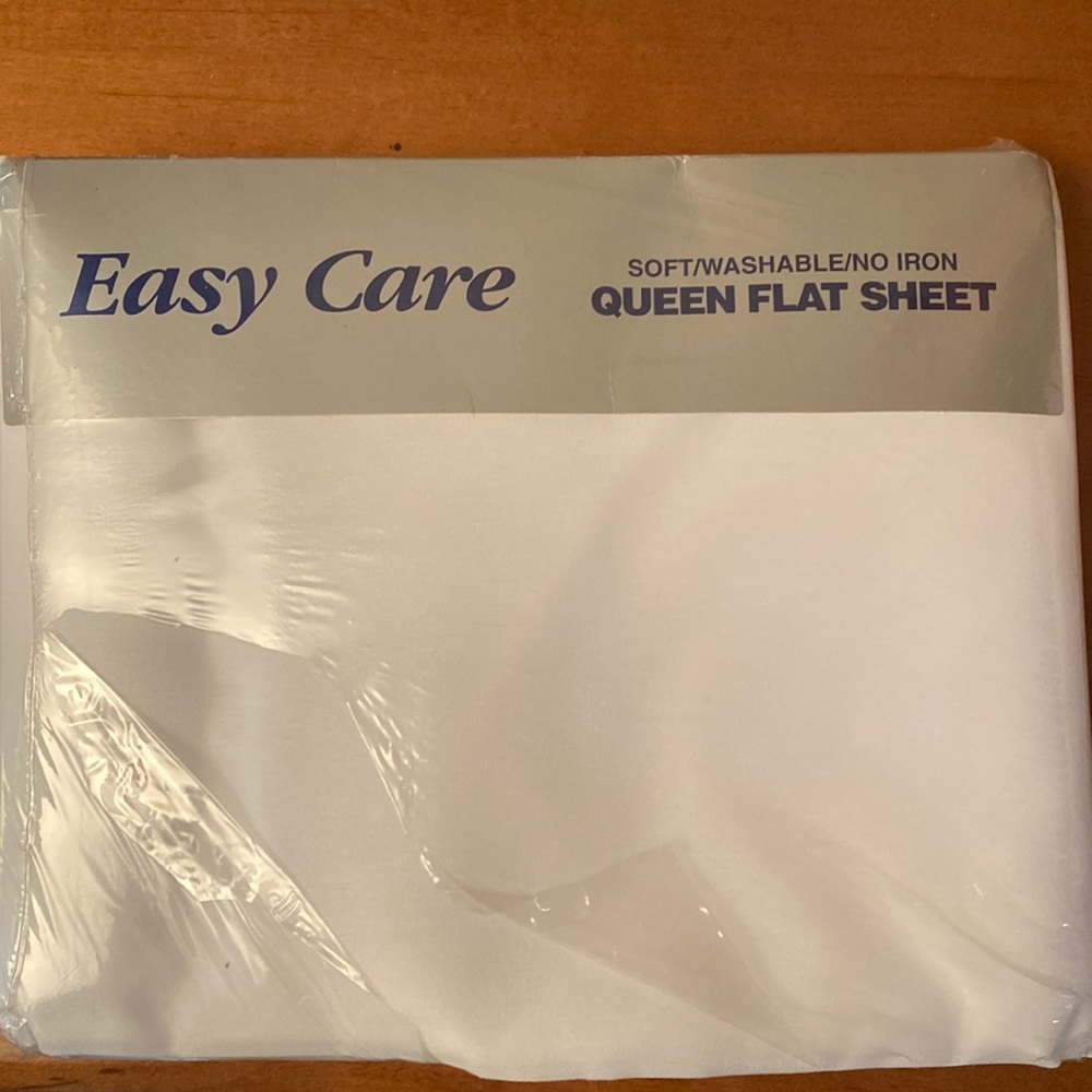 NWT Queen Flat Sheet